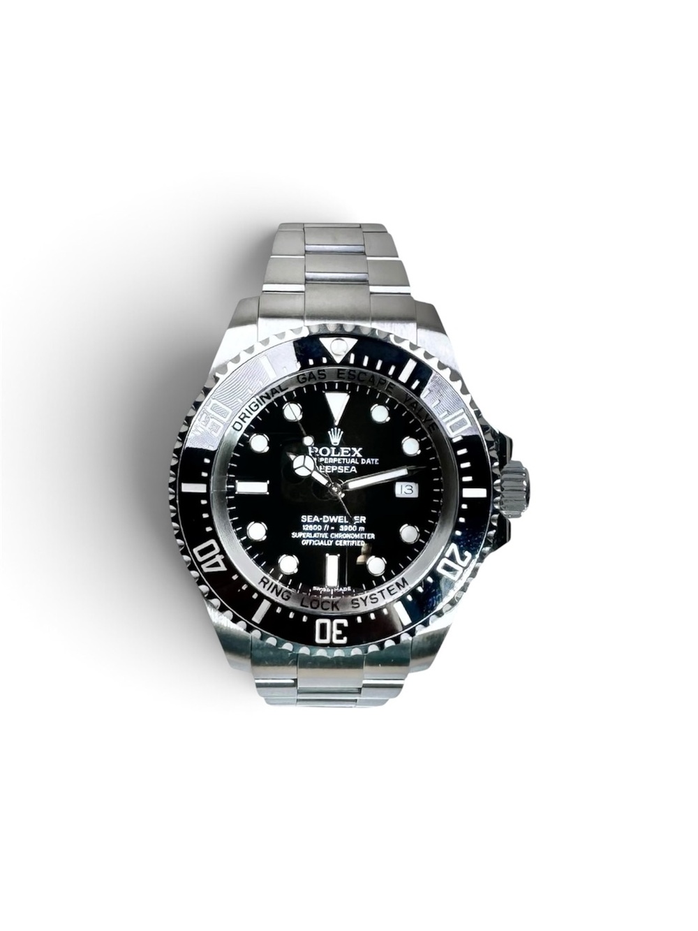 ROLEX DEEPSEA SEA-DWELLER 116660 44MM STEEL